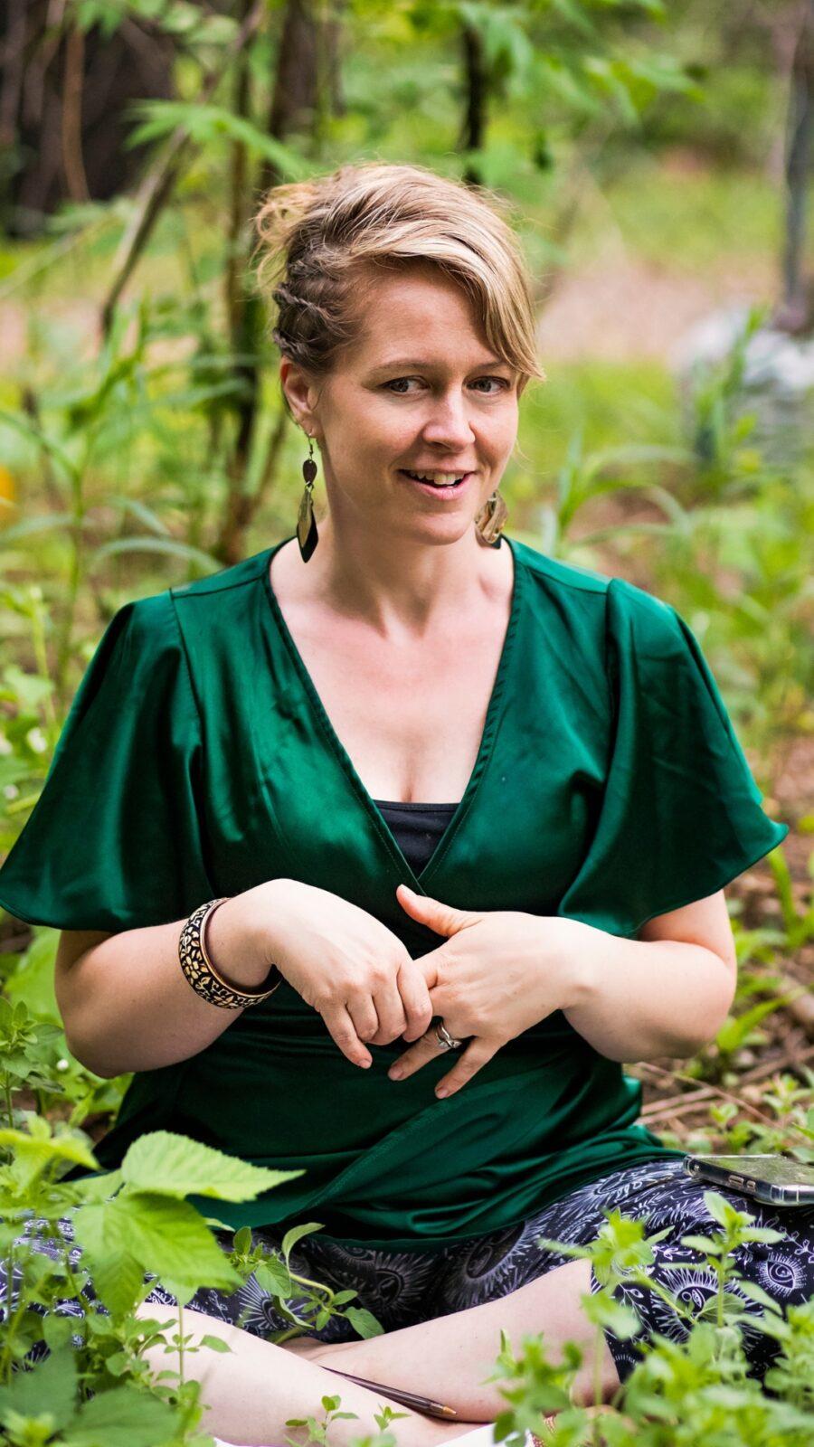 lady sitting on the ground 